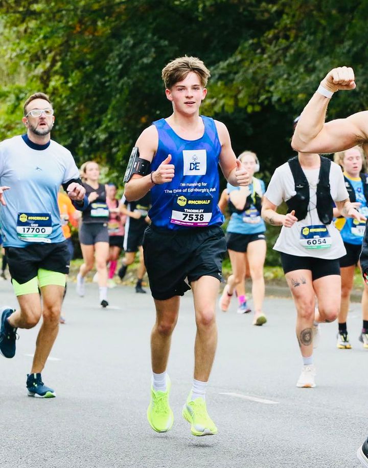 BCOldham6thForm's tweet photo. A very big WELL DONE to Harry in Year 13 who has recently taken part in the Manchester Half Marathon completing it in 1 hour and 31 minutes!! Harry raised a huge £500 for charity.

Other students who took on the challenge were Phoebe and Kai - we are so proud of all of you! https://t.co/TtCp12zsFr