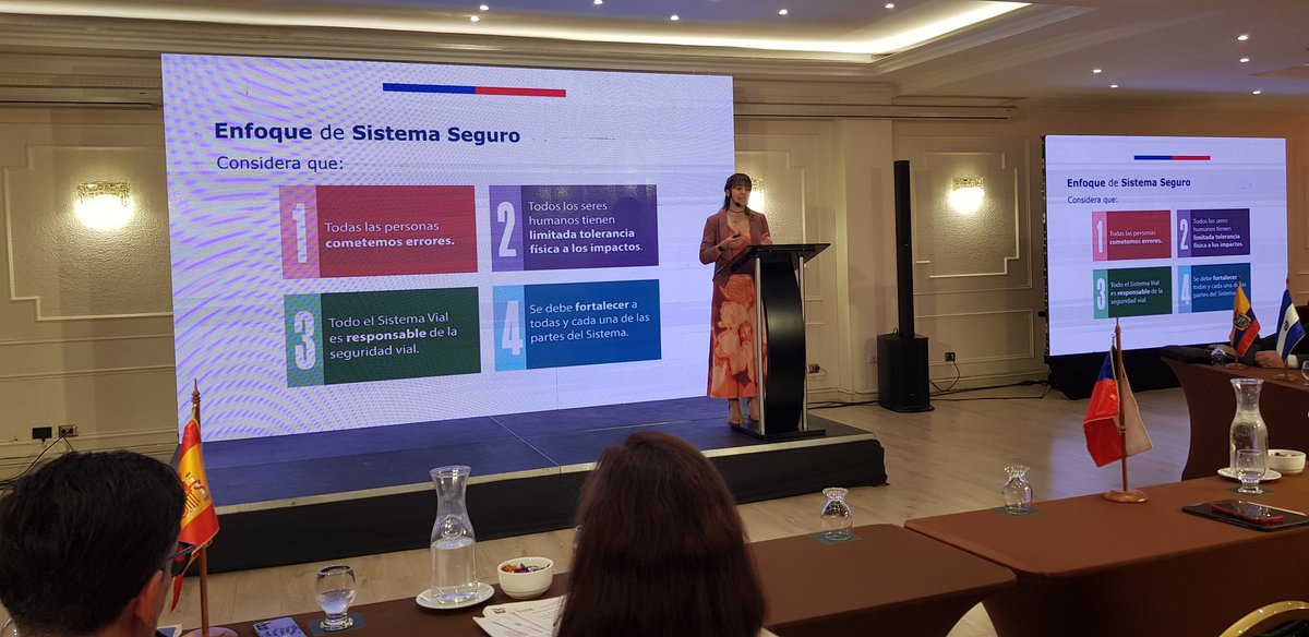 conaset's tweet image. #AgendaMTT | Nuestra sec. Ejecutiva, Luz Renata Infante, presenta a las y los participantes nuestra Estrategia Nacional de Seguridad de Tránsito, importante hoja de ruta para evitar que más personas mueran o resulten gravemente lesionadas en las vías del país. #MovámonosSeguros