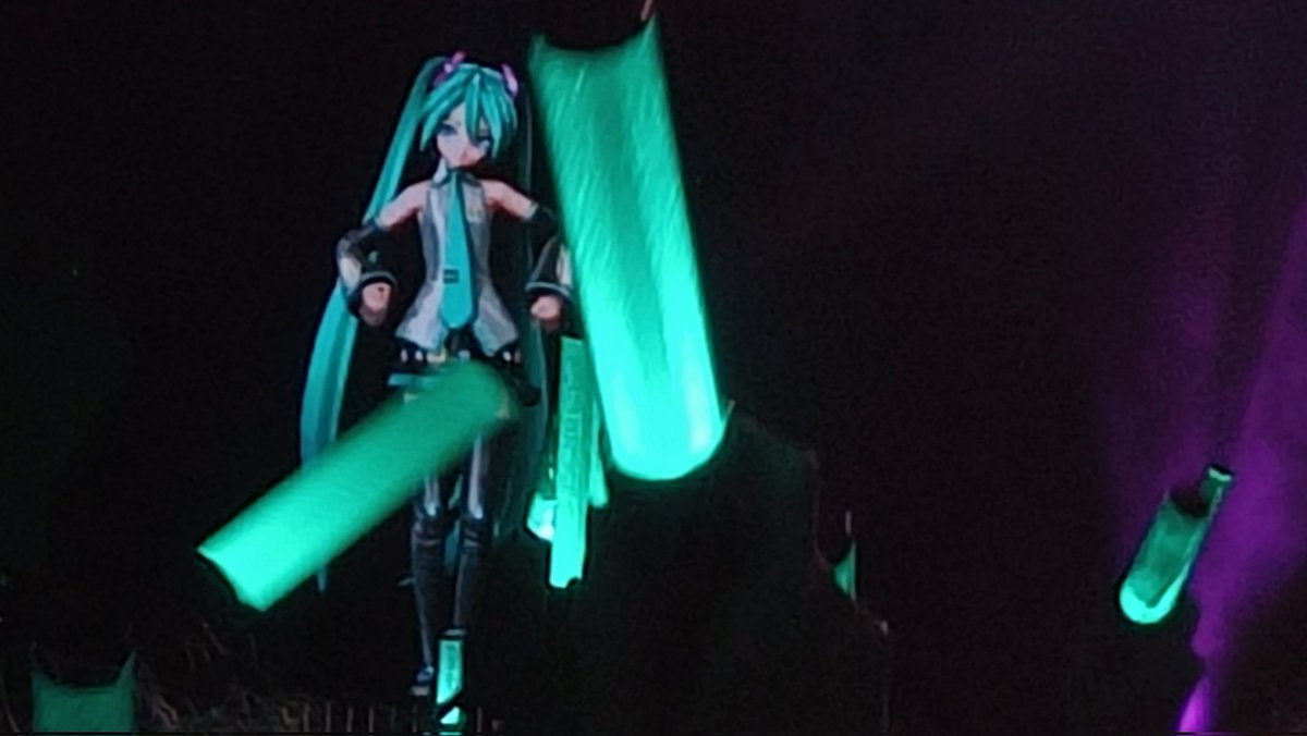 wakaenjoyer's tweet photo. Miku Expo and Utsu-P gig on the same weekend was CRAZY actually https://t.co/x9OUCn6VL5