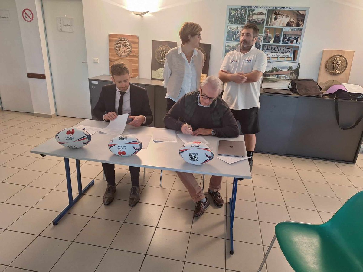 usep des landes (@desusep) on Twitter photo Signature de la convention <a href="/DSDEN_40/">DSDEN40</a> - <a href="/LandesUnss/">Unss Landes</a> - Usep des Landes- <a href="/ligue_na_rugby/">Ligue Nouvelle-Aquitaine de Rugby</a> - Comité des Landes de Rugby à Rion des Landes. Signature de la convention <a href="/DSDEN_40/">DSDEN40</a> - <a href="/LandesUnss/">Unss Landes</a> - Usep des Landes- <a href="/ligue_na_rugby/">Ligue Nouvelle-Aquitaine de Rugby</a> - Comité des Landes de Rugby à Rion des Landes.