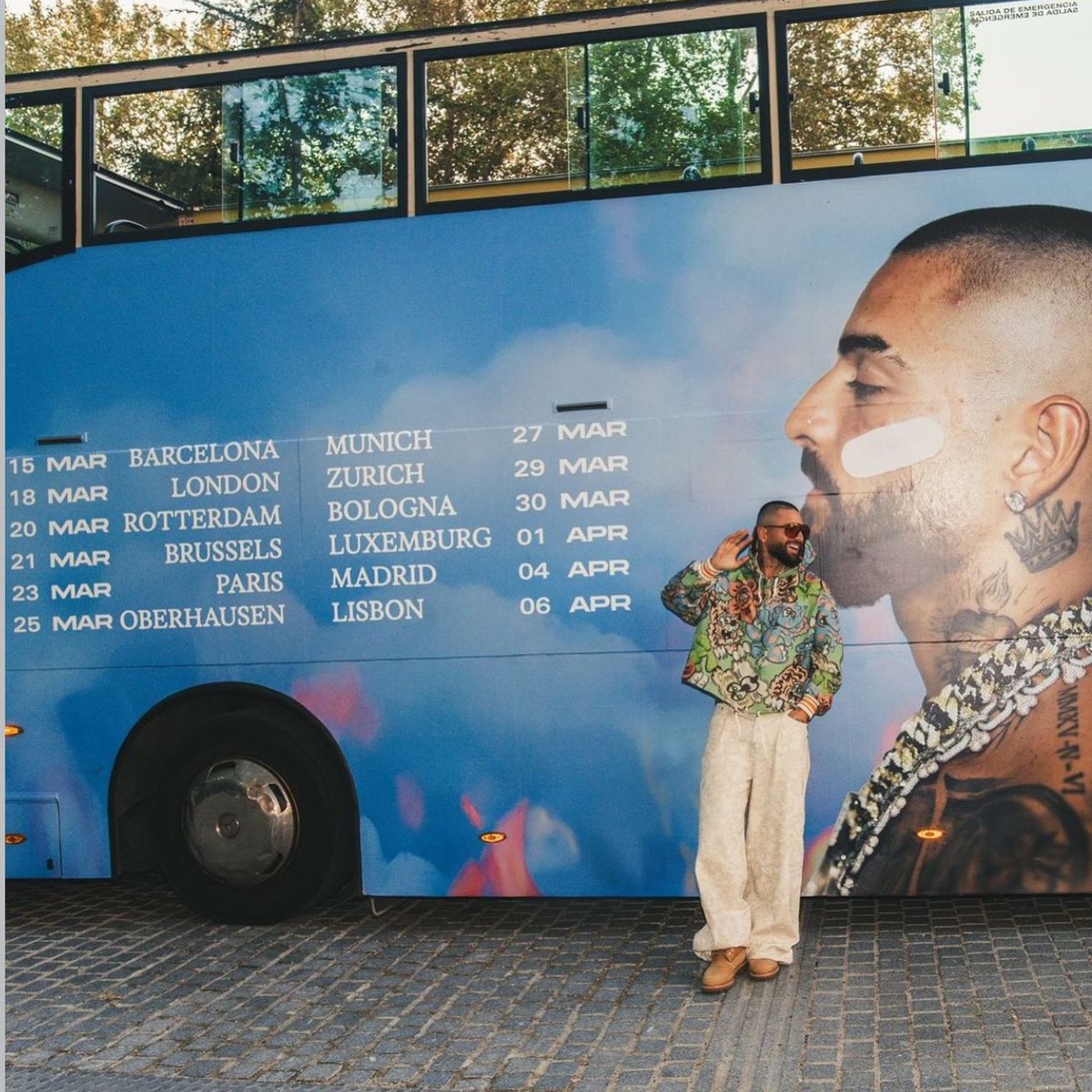 Maluma Family España tweet media