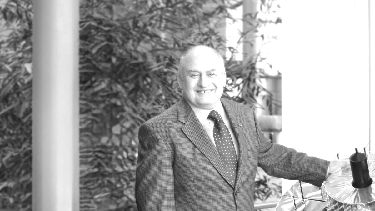 We're saddened to announce the passing of John Morgan, <a href="/eumetsat/">EUMETSAT</a>'s founding Director from 1986-1995. 
John's leadership transformed EUMETSAT from a small team into a fully operational satellite agency, facilitating collaboration among satellite operators globally.