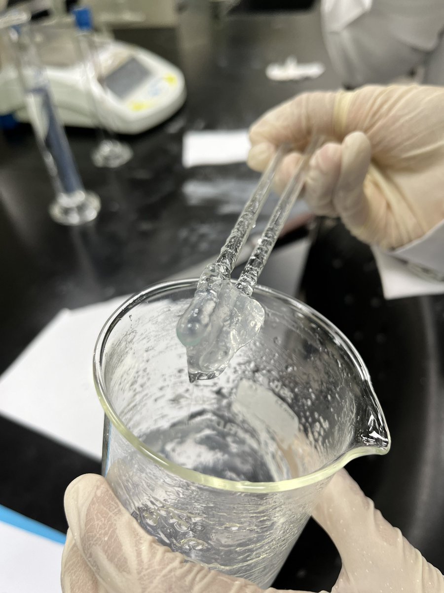 أَفـــنان tweet media