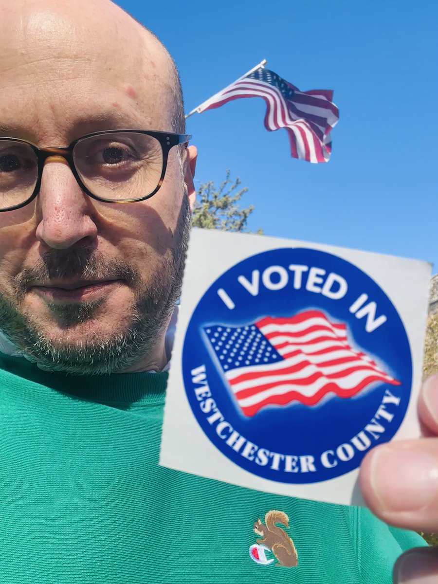 MenInBlazers's tweet image. Second time in my life I've had profound honor of voting in a Presidential Election as an American. May granting me Citizenship be the low point in our Nation's collective history. Onwards and Upwards from here. Please, please Vote 🇺🇸💙