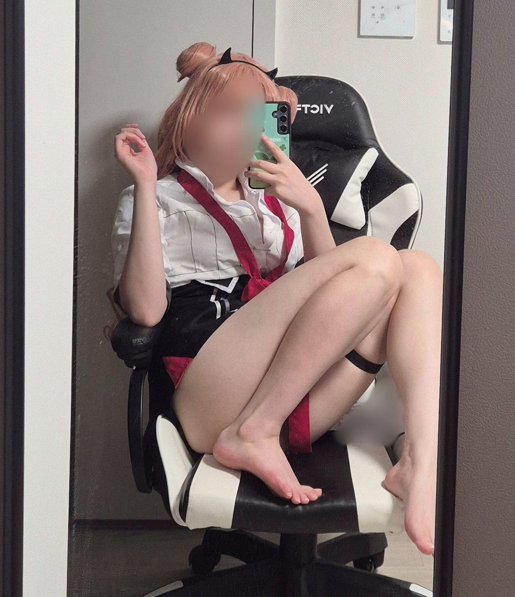 모종의 사고로 재업 🤫🤫🤫🤫
#ブルアカ #BlueArchive #블루아카이브 https://t.co/fzUUVf9WT6