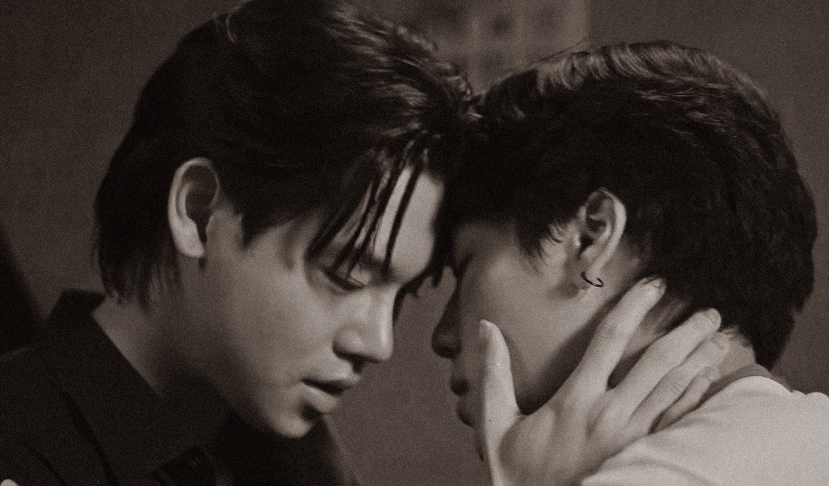 YW012311's tweet image. 𝐚 𝐥𝐨𝐯𝐞 𝐥𝐚𝐧𝐠𝐮𝐚𝐠𝐞.