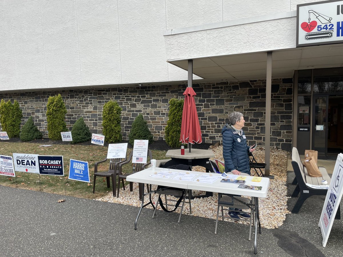 RudmanEsq's tweet photo. This is the first chance I’ve had to show off the @UpperDublinDems table at my polling place as there has been voters here non-stop since even before the polls opened

Don’t forget to vote today! https://t.co/aR2dKZbA2n