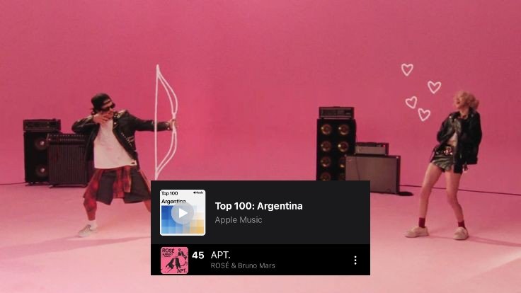 ROSEArgentinaa's tweet photo. 'APT.' de #ROSÉ y #BrunoMars sube +12 puestos ubicándose en el puesto #45 del Top 100 en Apple Music Argentina 🇦🇷
ROSÉ IS ON TOP
#ROSExPaperMagazine https://t.co/nIyYmGiBAs