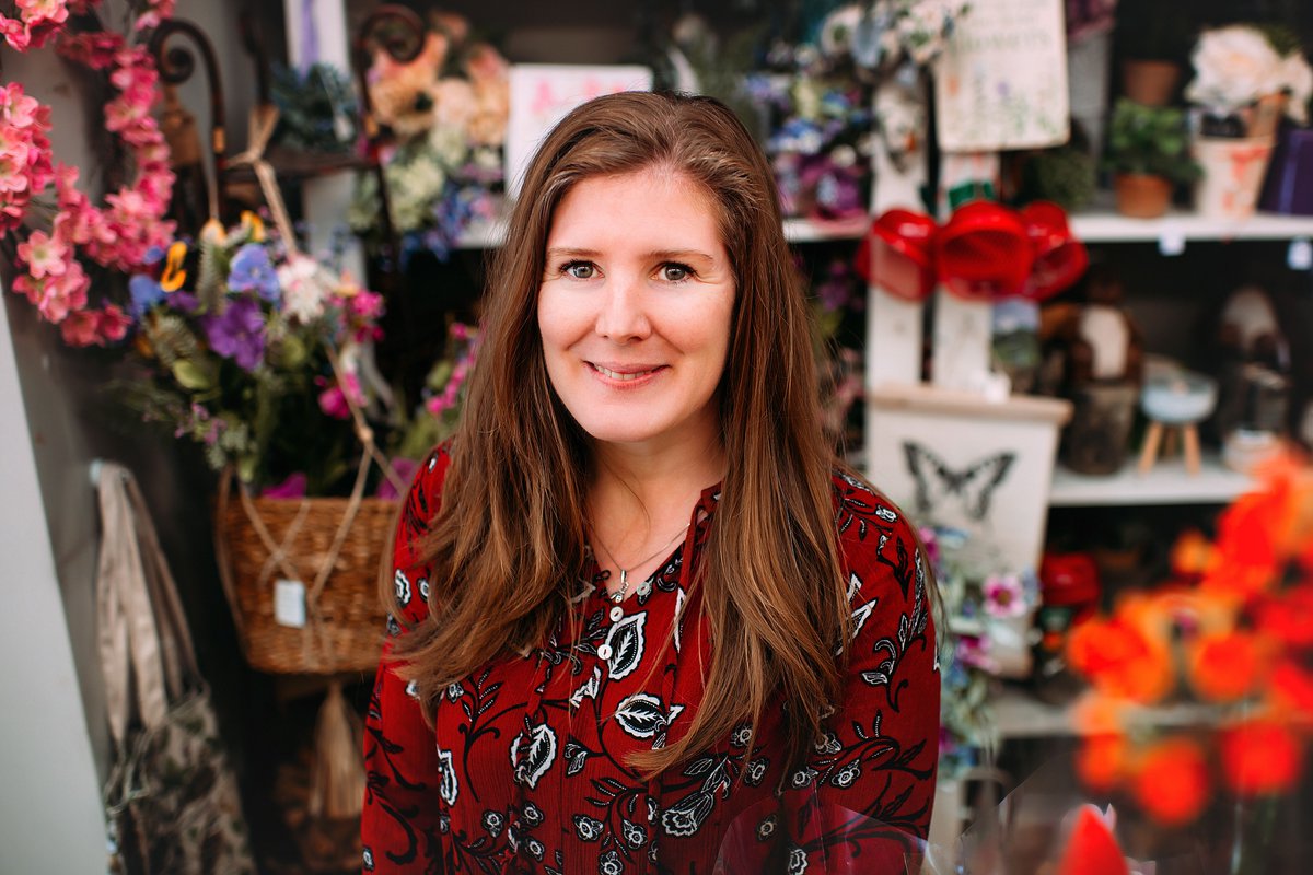 Happy Birthday to our fabulous boss and friend Gemma 🥳  We hope you have a great day, lots of love The Booker Team xxx

#meettheteam #teamphoto #bookerteam #teammates #facesbehindtheflowers #staff #staffphoto #liverpoolflorist #floristliverpool