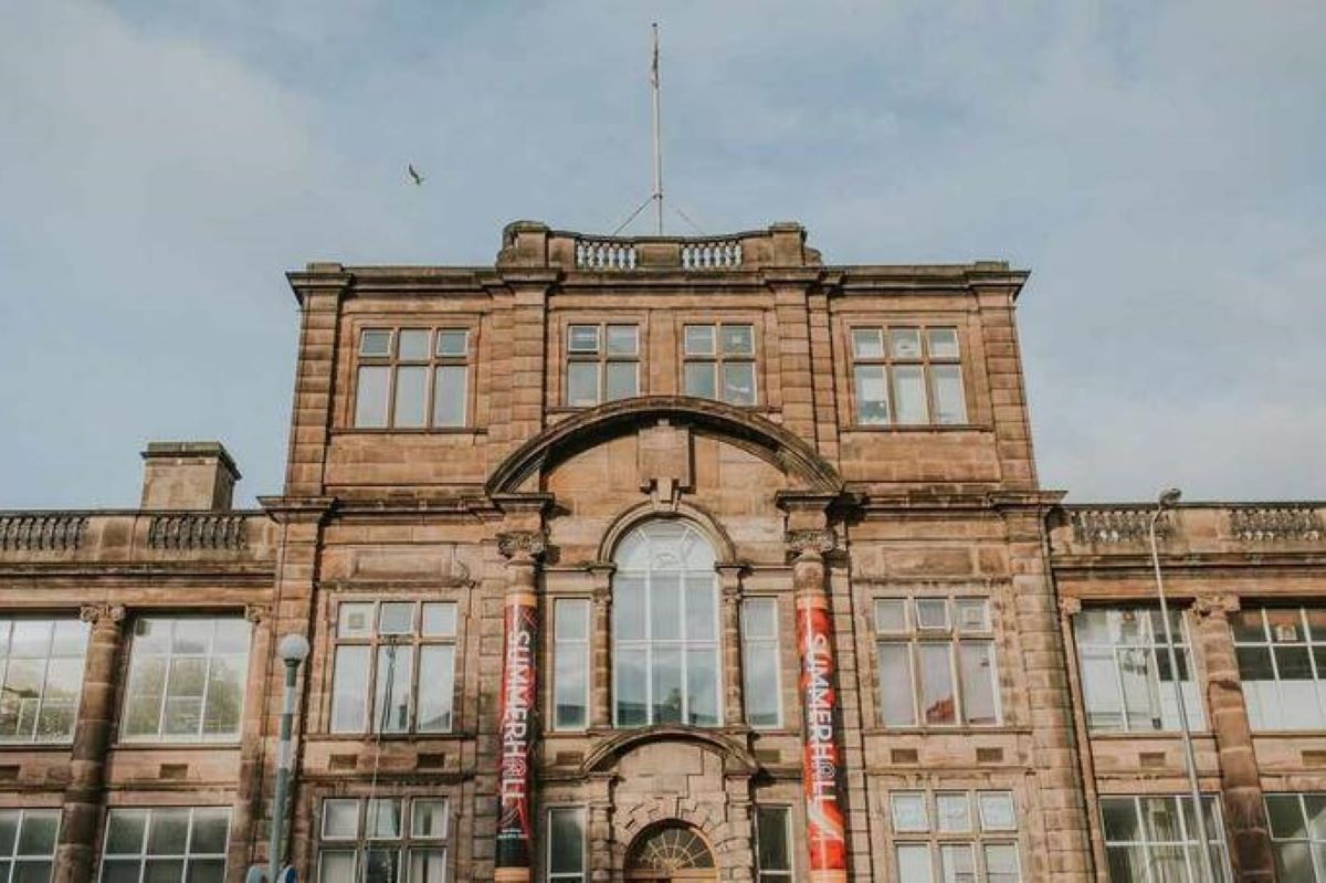 FergusMorgan's tweet photo. "Who will trust Summerhall next year, should the venue even survive? Who will trust the entire festival?"

The latest issue of Shouts and Murmurs, my weekly email for supporters of The Crush Bar, features a bit on the sad situation at Summerhall...

Read/sub via link in bio. https://t.co/ghm87LY7Nc
