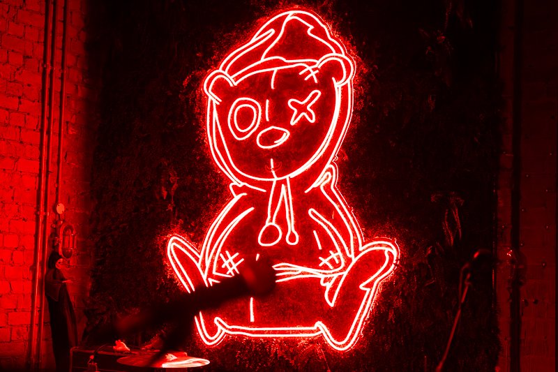 ixgxmusic's tweet photo. Up close and personal down at @TinyRebelCdff on Friday ๐ค That venue packs a punch ๐
We'll be back! ๐ค
๐ธ @lyndamckennaph1 https://t.co/aCwRAbWMqS