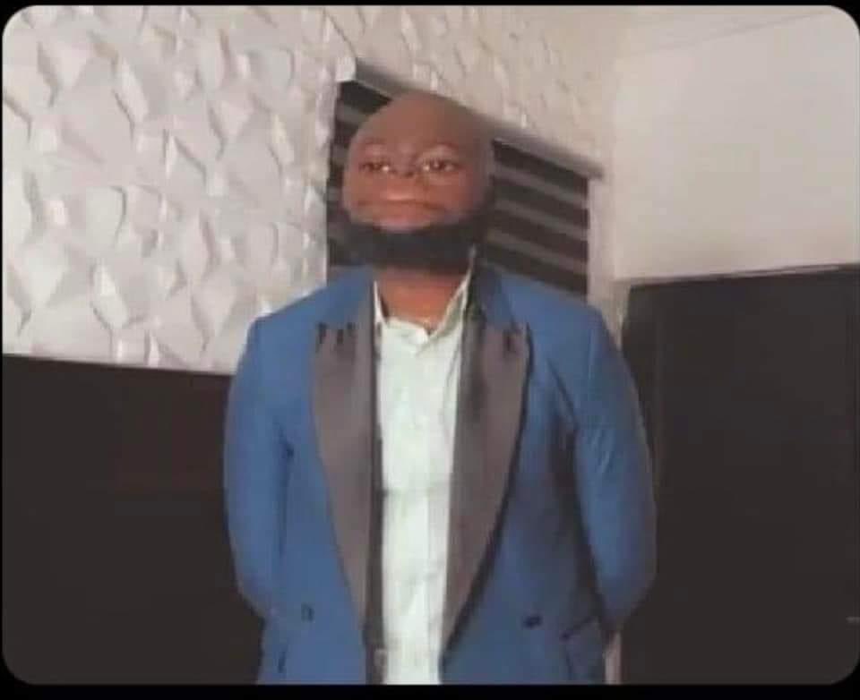 Ellasweetty's tweet photo. Please If you see my message ..ask for my aza…before hunger go finish me ..I no wan kpai 🫣🫣🫣🫣🥲🥲😢😭😩🫣….@Iam_Emoney6 @davido @jujupunter @DONJAZZY https://t.co/5MgxMclToS