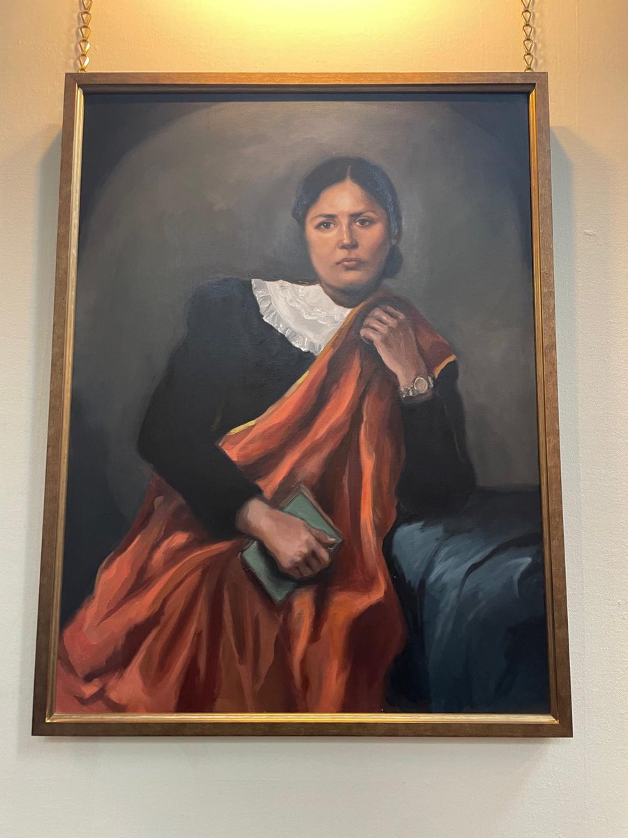 ColourHeritage's tweet photo. Wonderful event celebrating Jamini Sen, the 1st FEMALE FELLOW member in 1912 to join the @rcpsglasgow, with her newly commissioned portrait. Gr8 to discover that @UniStrathclyde is funding research into South Asian doctors in 🏴󠁧󠁢󠁳󠁣󠁴󠁿.See our timeline for some: https://t.co/HliVc1yS8a https://t.co/1hTrVf5uND