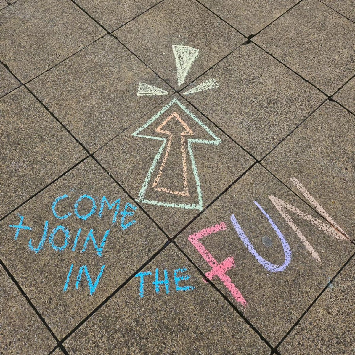 15minuteShipley tweet media