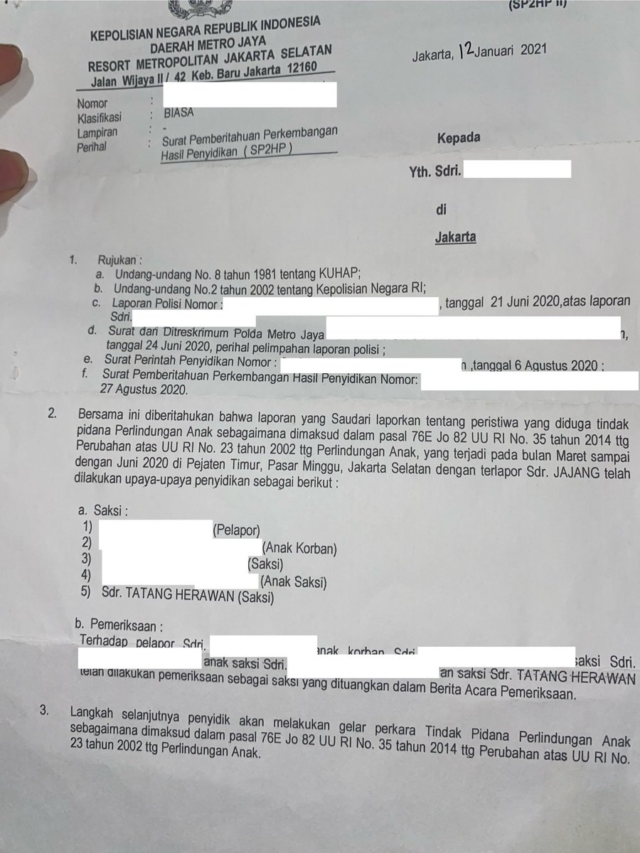 chichiro262842's tweet photo. Dalam kasus ini, Tatang Herawan, alias abang kandung dari Jajang, pelaku pelecehan seksual dalam kasus kami, telah diperiksa Polres Jaksel dalam kapasitasnya sebagai keluarga terlapor yang juga menyaksikan pengakuan langsung Jajang. Kami tidak tau bagaimana hasil pemeriksaannya. https://t.co/3rjkd1FuNi