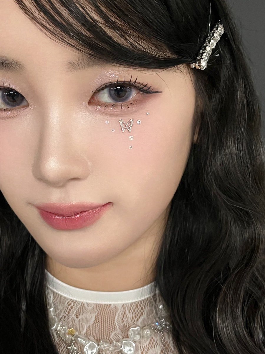 official__ME_I_'s tweet photo. 🫧 : #今日のミーアイ #MIU

オイラのちょうちょゥ🦋

#오늘의미아이
#ME_I #ミーアイ #미아이 https://t.co/zcGpM0gtmm
