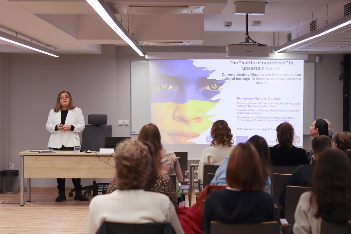 Studenci ISE <a href="/JagiellonskiUni/">Uniwersytet Jagielloński</a> wysłuchali wczoraj wykładu prof. Natalii Chaban z <a href="/UCNZ/">University of Canterbury</a> pt. "The 'battle of narratives' in an uncertain world: Communicating Ukraine and its historical and cultural heritage in Western and non-Western media” w ramach <a href="/Una_Europa/">Una_Europa</a>  BAES Open Lecture.
