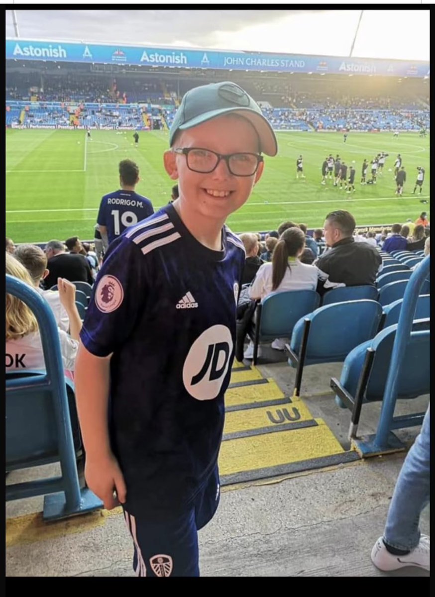 ossett_white's tweet image. Can we please share #LUFC fans. Jack played at our grassroots club Colton. A minutes applause vs QPR on the 12th Minute. RIP Jack #MOT
