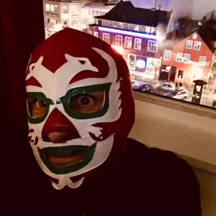 RevengeOfCalculon (@revofcalculon) on Twitter photo Want a distraction from the US election? Our synth monkey <a href="/SonicAbuser/">SonicAbuser</a> arrives Reykjavik <a href="/icelandairwaves/">Iceland Airwaves</a> later today, so he’ll be posting loadsa typical tourist bullshit photos on our instagram. Want a distraction from the US election? Our synth monkey <a href="/SonicAbuser/">SonicAbuser</a> arrives Reykjavik <a href="/icelandairwaves/">Iceland Airwaves</a> later today, so he’ll be posting loadsa typical tourist bullshit photos on our instagram.
