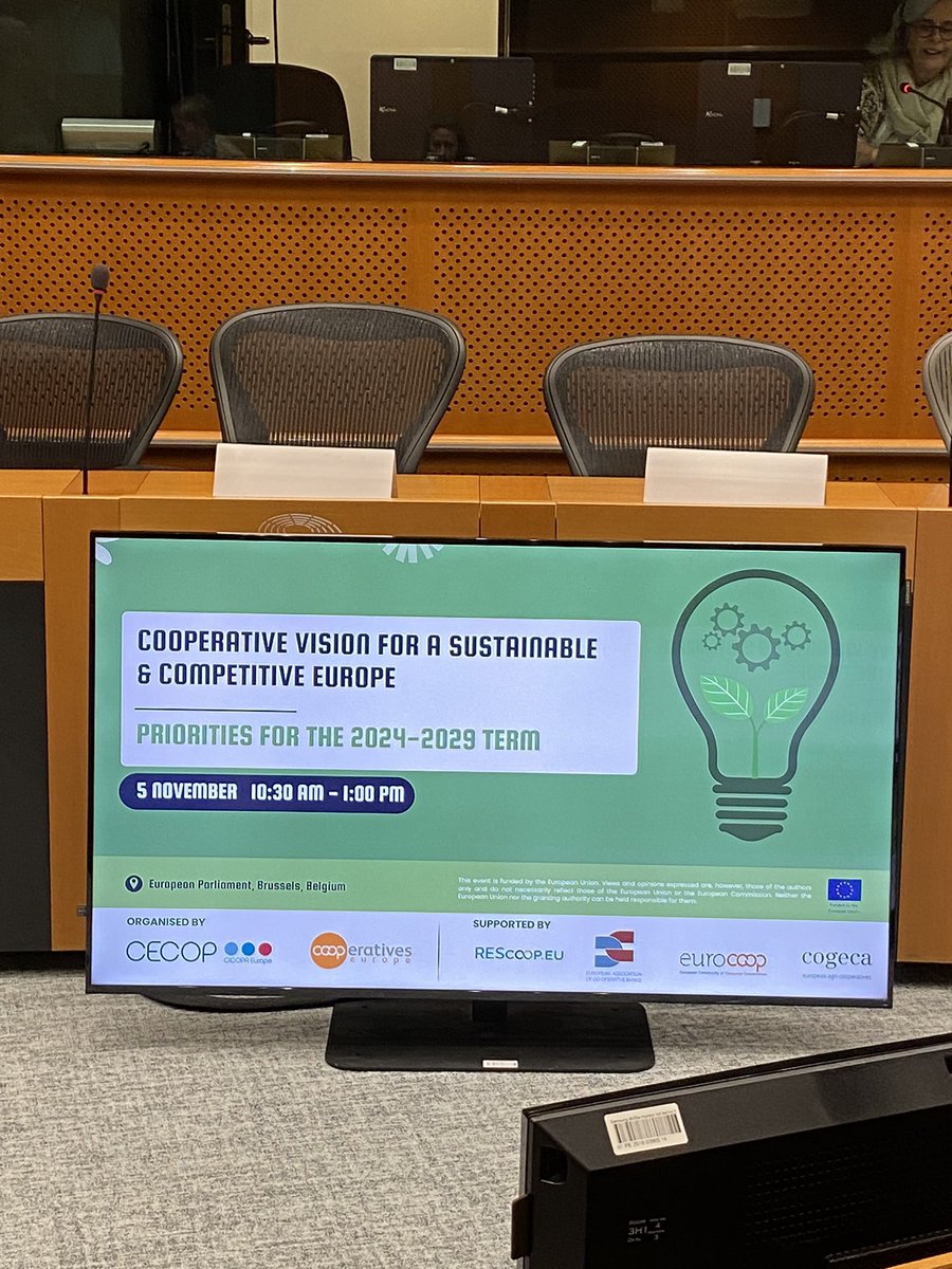 👁️📢« Cooperative Vision for a Sustainable and Competitive Europe: Priorities for the 2024-2029 EU term » at the EP this morning  <a href="/HerbertDorfmann/">Herbert Dorfmann</a> <a href="/sbonaccini/">Stefano Bonaccini</a> @MarcoMeacb <a href="/CoopsEurope/">Cooperatives Europe</a> <a href="/CECOP_coops/">CECOP</a> <a href="/COPACOGECA/">COPA-COGECA</a> <a href="/REScoopEU/">REScoop.eu 🦋 Follow us on Bluesky @rescoop.eu</a>