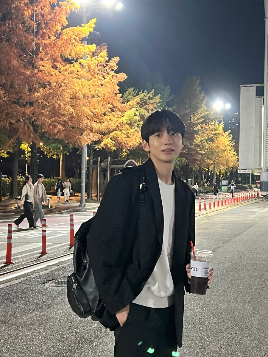 donkrami's tweet photo. ☺️🖤 https://t.co/o4eaSOJPH3