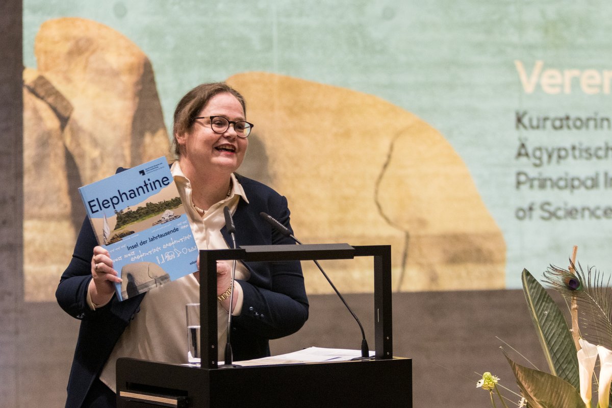 Congratulations to AGYA PI &amp; Curator for Egyptian &amp; Oriental Papyri, Ägyptisches Museum &amp; Papyrussammlung <a href="/LepperVerena/">Verena Lepper</a>! She has been honored by German newspaper <a href="/TspWissenschaft/">Tagesspiegel Wissenschaft</a> as one of the top 100 most important minds in Berlin’s science community 2024
tinyurl.com/22nlnjyj