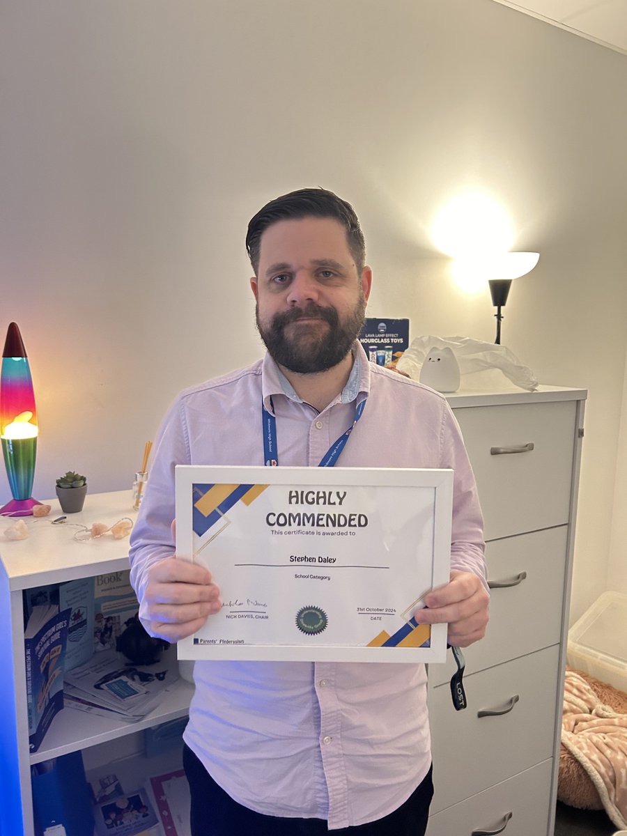 Whitmore High School Autism Base (@whitmorebase) on Twitter photo Congratulations to our LSA Mr Daley, for his Understanding Disability award from <a href="/ParentsFed/">Cardiff & the Vale Parents Federation</a> 🥳Well-deserved!! <a href="/WhitmoreHigh/">Whitmore High School</a> @WHSdog Congratulations to our LSA Mr Daley, for his Understanding Disability award from <a href="/ParentsFed/">Cardiff & the Vale Parents Federation</a> 🥳Well-deserved!! <a href="/WhitmoreHigh/">Whitmore High School</a> @WHSdog
