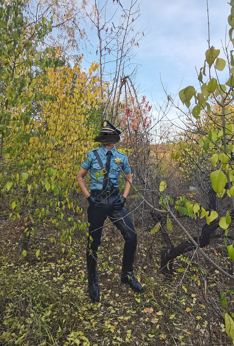 入冬前的皮具展示