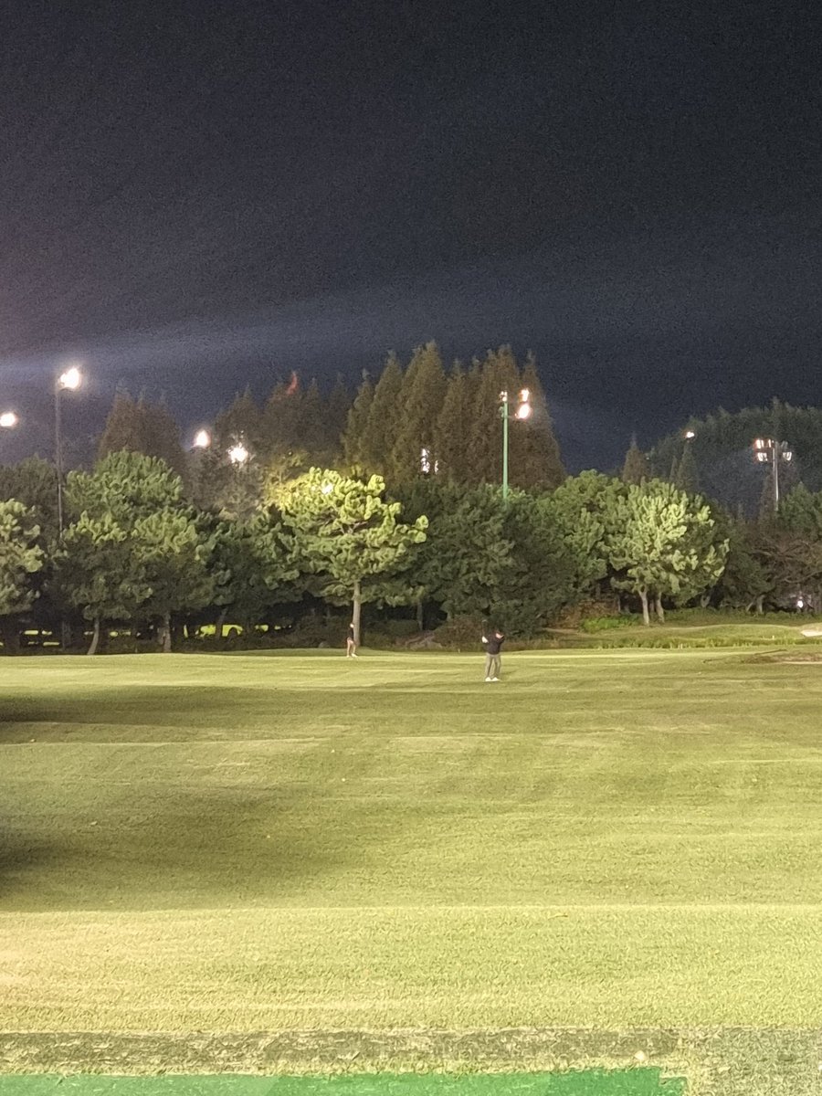 와입하고 나와야 이벤트 쿠폰을 획득하는데~~쩝
초대이벤트 내기하니 와입하고 칠때가
젤 쫄깃쫄깃 하네요