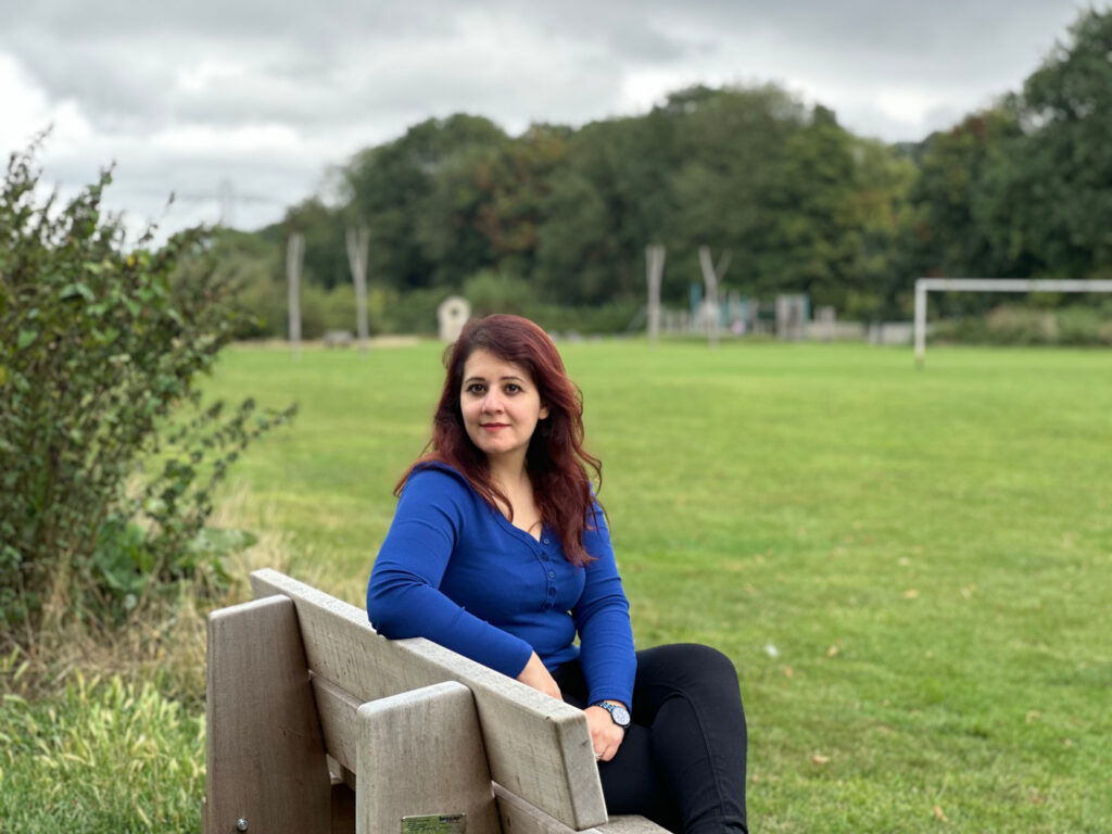 UniofBath's tweet image. Meet Zina Abdulla: PhD student, mother of two, martial arts enthusiast, and a true force of nature! 💪
Find out more about her journey below.
blogs.bath.ac.uk/engdes-student…
@bathenganddes #StudentStory