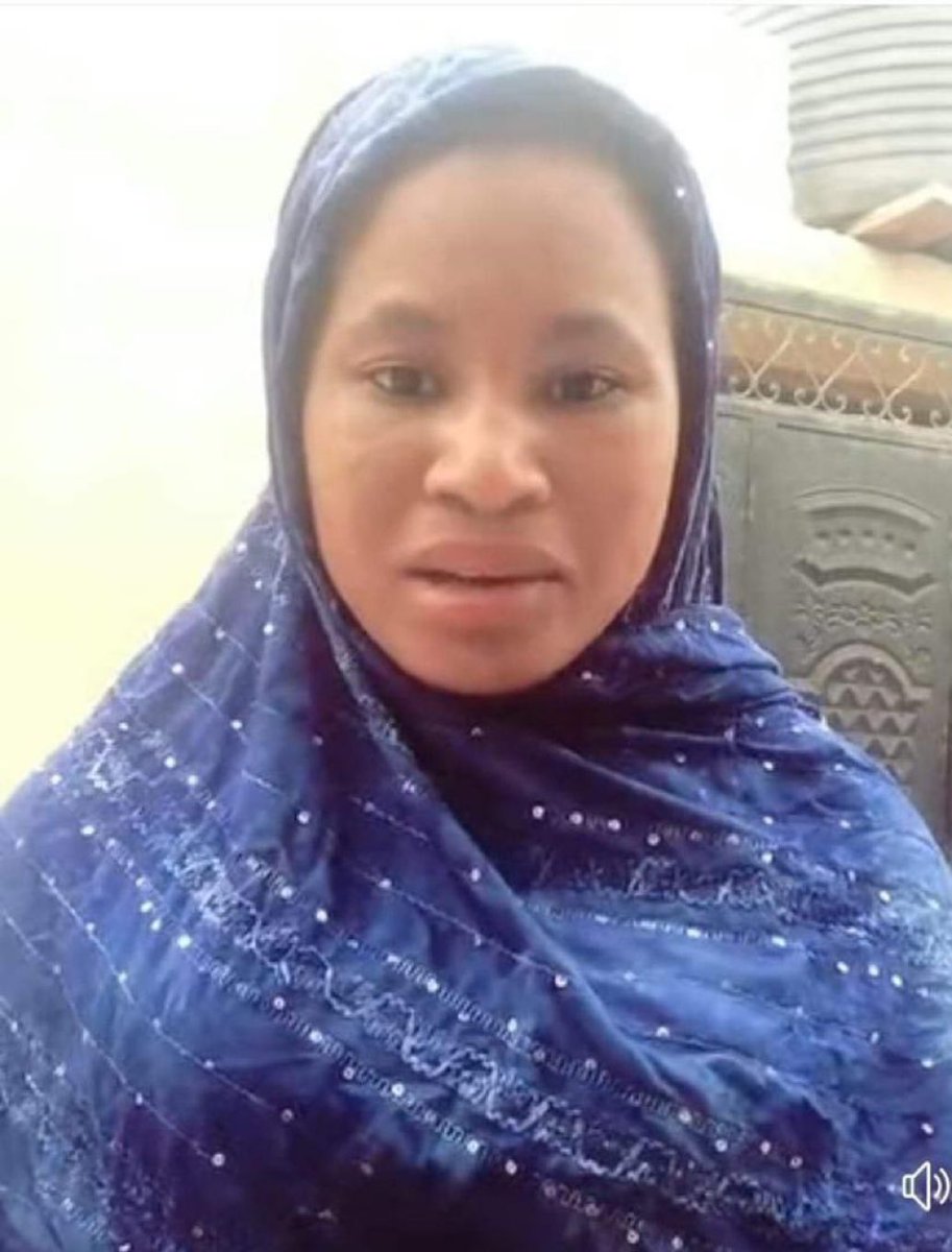 #FreeHamdiyaSidi ✊

So lawless authorities with criminal in power has arrested this woman 💔🥲

Freedom of expression is no longer exist in Nigeria??