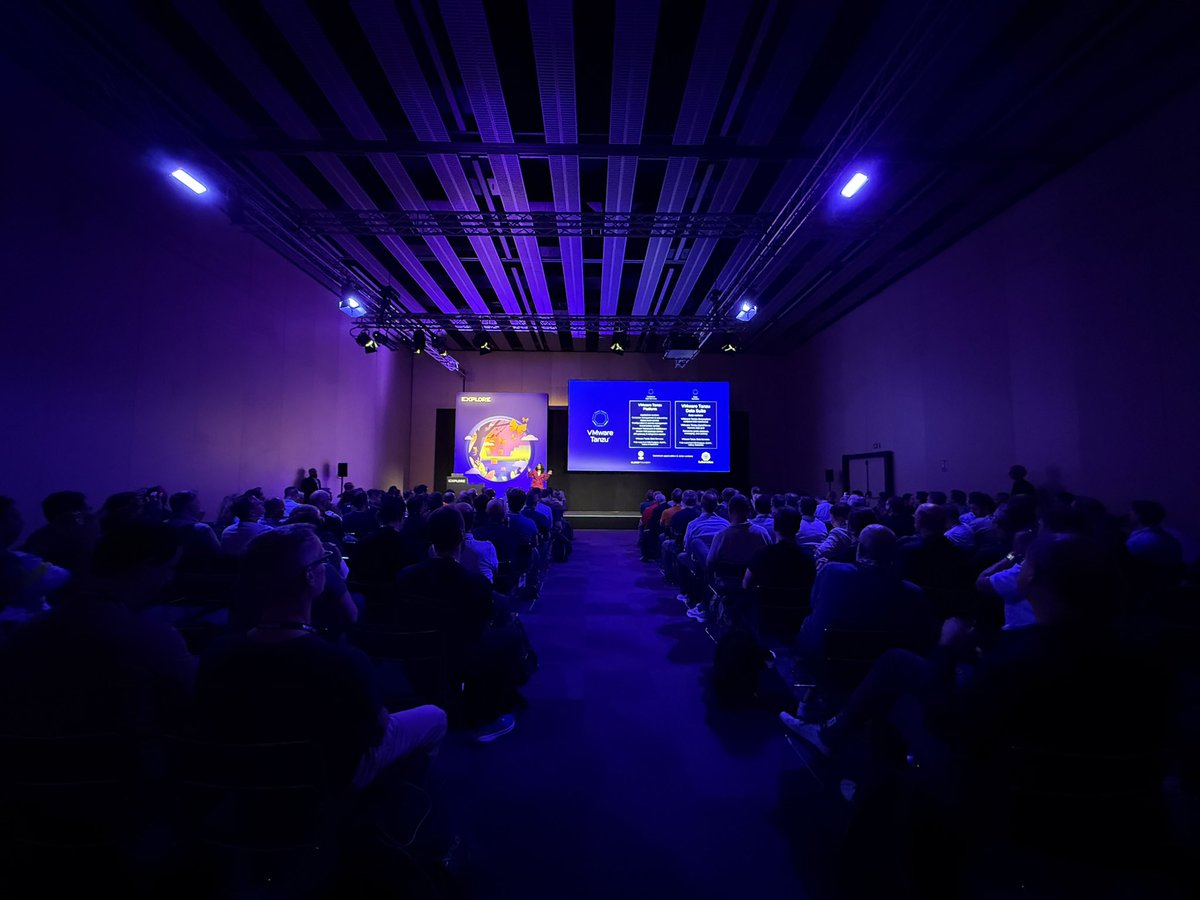 Darin Zook tweet media