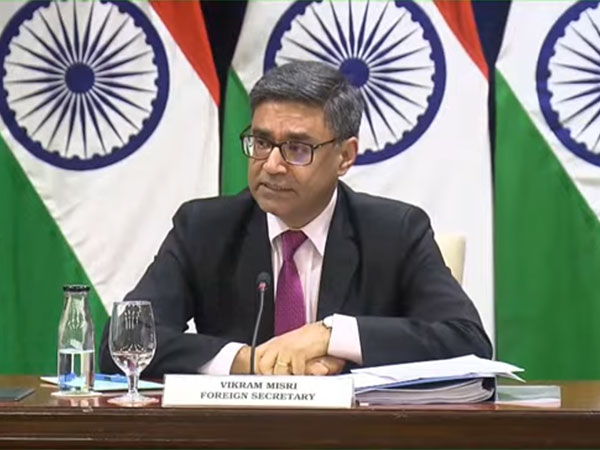 ani_digital's tweet photo. Foreign Secy to brief parliamentary panel on India's ties with Canada, China

Read @ANI Story |
https://t.co/5XG3yRHziV

#canada #china #foreignsecy #India #vikramMisri https://t.co/23Zl7Nklgx