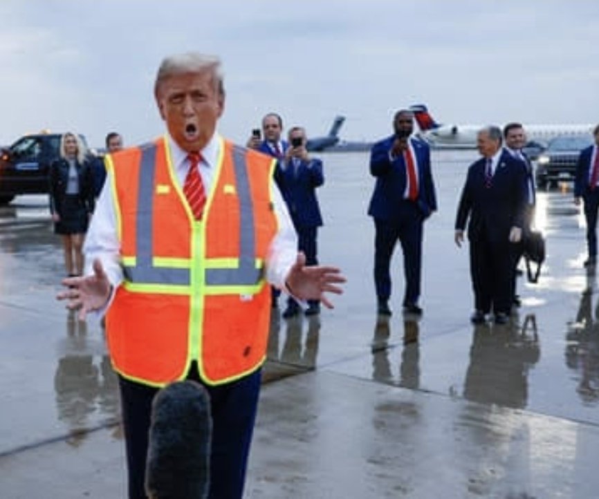 ElmerOlson's tweet image. Cvnts doing stunts.
#BlueWave2024 
#TrumpIsWeird