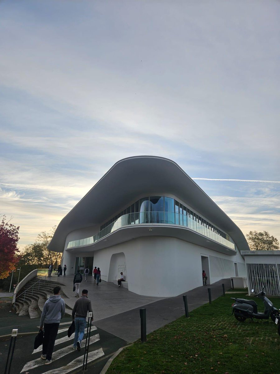 FLASH-COMP tweet media