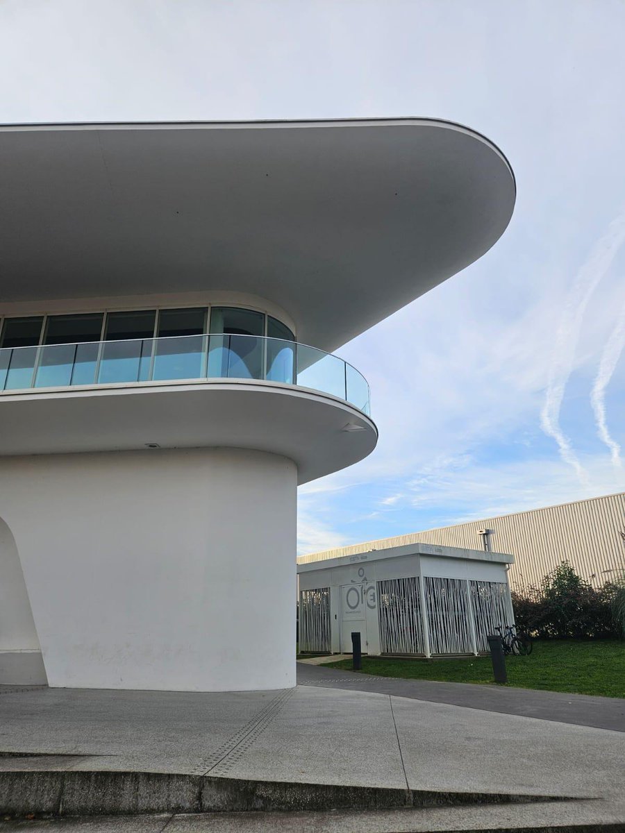 FLASH-COMP tweet media