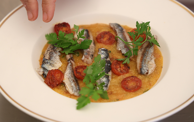 #feminas24
Noelia Jerónimo: “Soy una persona sencilla con el corazón en un plato” gastrofeminas.com/es/magazine/po… #asturias @turismoasturias @gobasturias #asturiascocinadepaisaje #paraisonatural