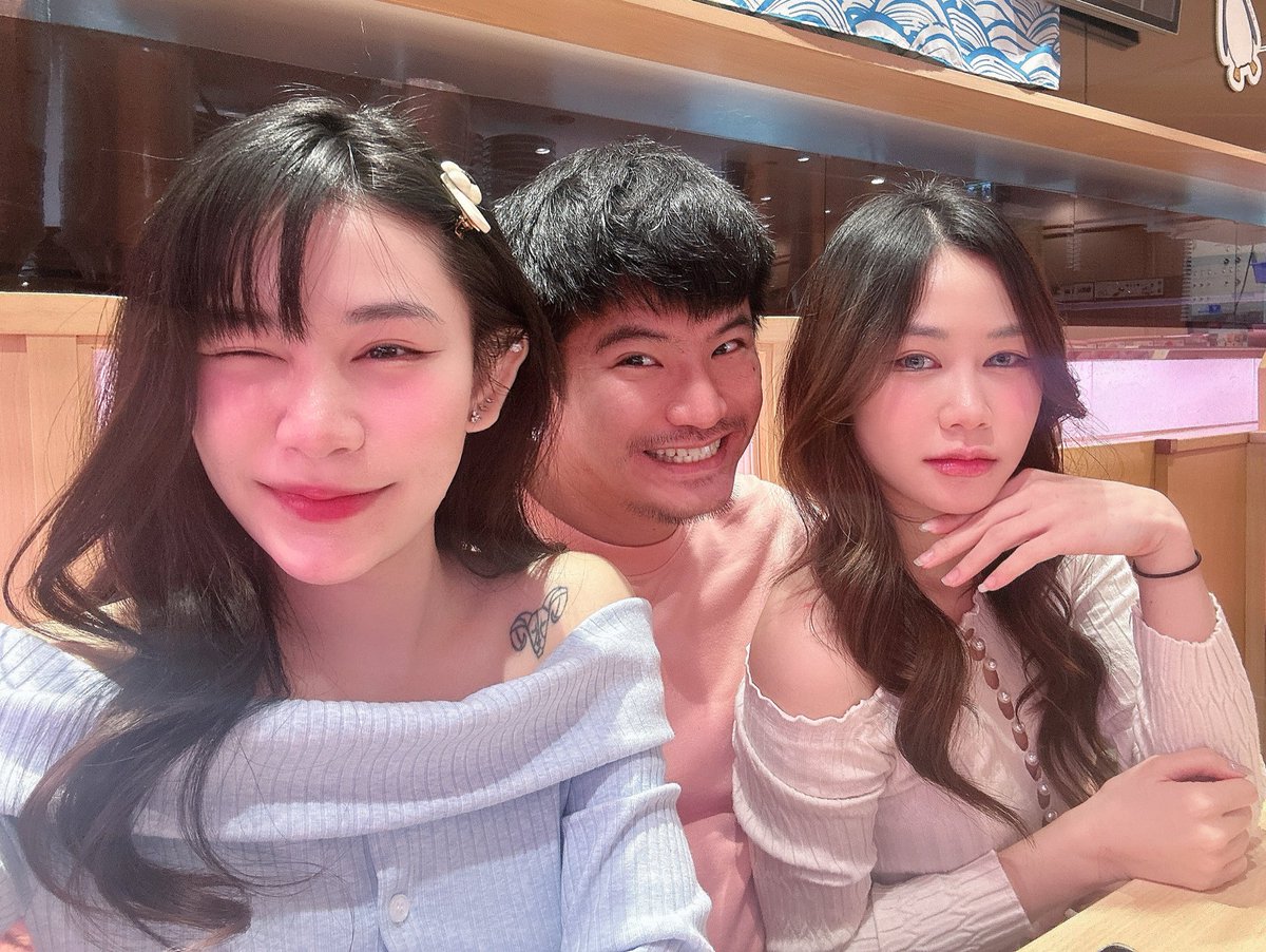 คืนนี้มีต่ออีกแล้วใช่ไหมคะ 🫣
<a href="/Chaitong_th/">Chaitong ชายต๊อง 🇹🇭</a> 
<a href="/candyyming_/">𝑪𝒂𝒏𝒅𝒚 ✨</a>