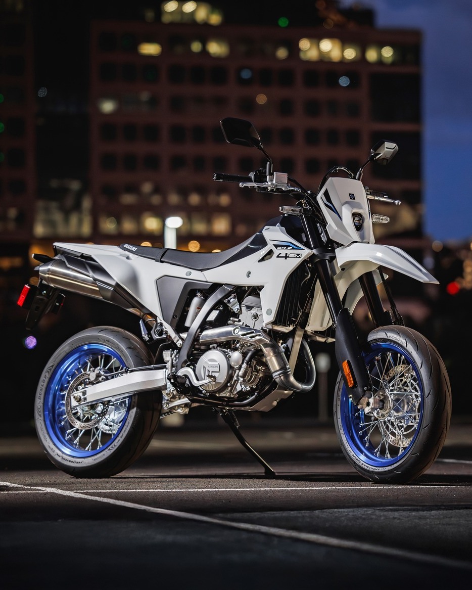 Suzuki has just launched their all-new DR-Z4S and DR-Z4SM models—your world, your playground!

With a brand-new engine, fresh colours, and an updated chassis, these bikes are ready to tackle any world you choose.

Learn more here: bit.ly/3UE29nn
#Suzuki #DRZ4S #DRZ4SM