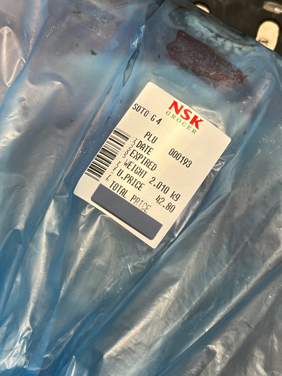 Asraflah's tweet photo. Sotong besar bas, untuk 5 ekor berapa ringgit?
Jawapan yang tepat aku bagi manis manis.

Jawab sekali dengan QR https://t.co/HtGcXDpcx3