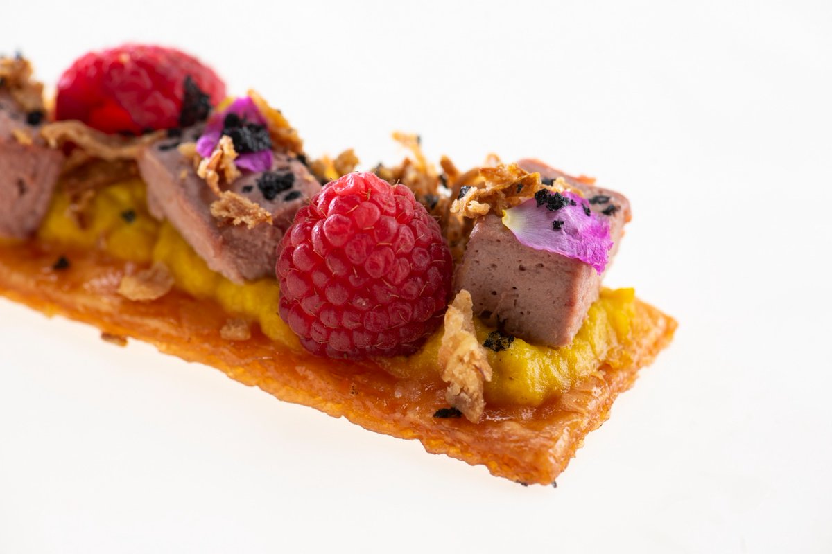 El potencial de los productos de #Amicsdel Postre será uno de los grandes focos de atención de la VIII Fiesta POP. Su maridaje perfecto con ingredientes gourmet es uno de los caminos a explorar por los profesionales de la mejor hostelería. marbellaallstars.es/viii-fiesta-po…