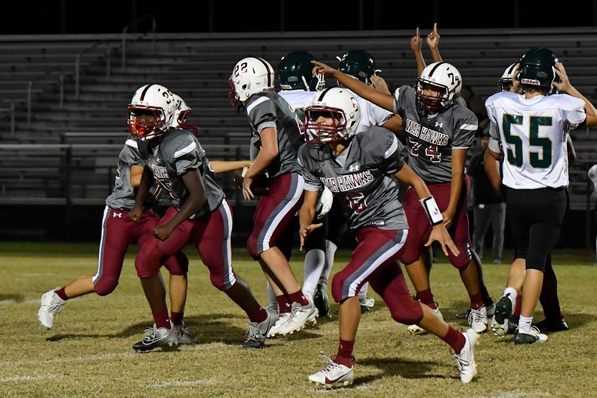 WKMSFOOTBALL's tweet photo. We hold on to beat Meadow Glen 32-30 in our final game of the season! Another outstanding group of young men this year. Proud of all of them and our coaches! https://t.co/kmTemkbUrH