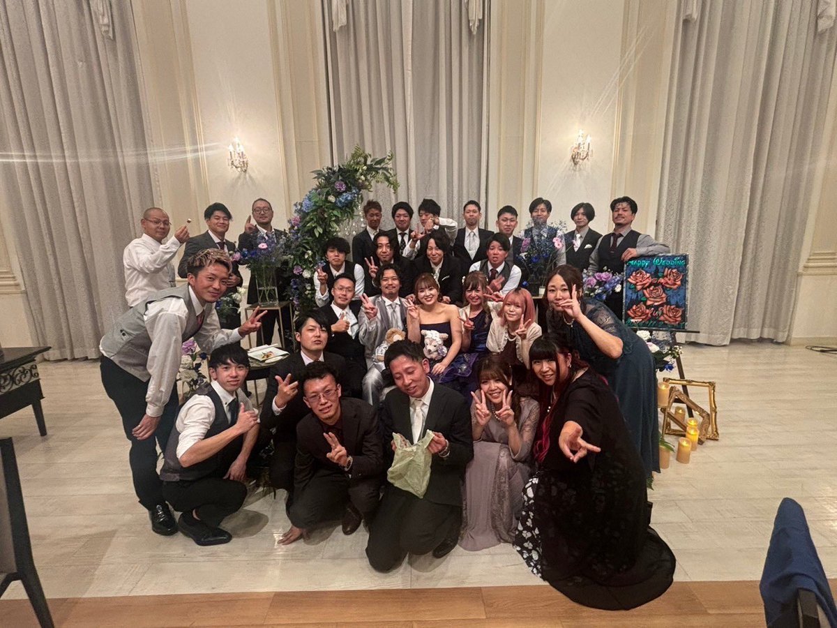 ___950620's tweet photo. 2024.11.2 無事結婚式を終えました。
個人的にはこだわりました。
(某夢の国風)
ご参列頂いた方ありがとうございました。
おかげで楽しく思い出に残る日になりました🥰🤍 https://t.co/RAwyBB85GI
