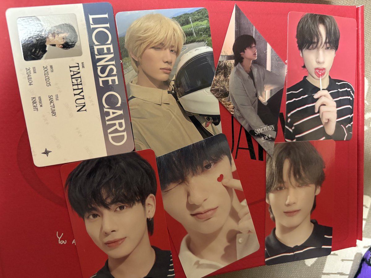 i___yu_sa's tweet photo. TXT トレカ 交換

求）ヨンジュン
2枚目の画像以外のもの

譲）画像のもの 

アンコン京セラ手渡し優先
交換不可→♥のみ

お気軽にお声かけください

#TXT買取 #TXTトレカ交換 #TXT交換 https://t.co/LmMdJiy87U