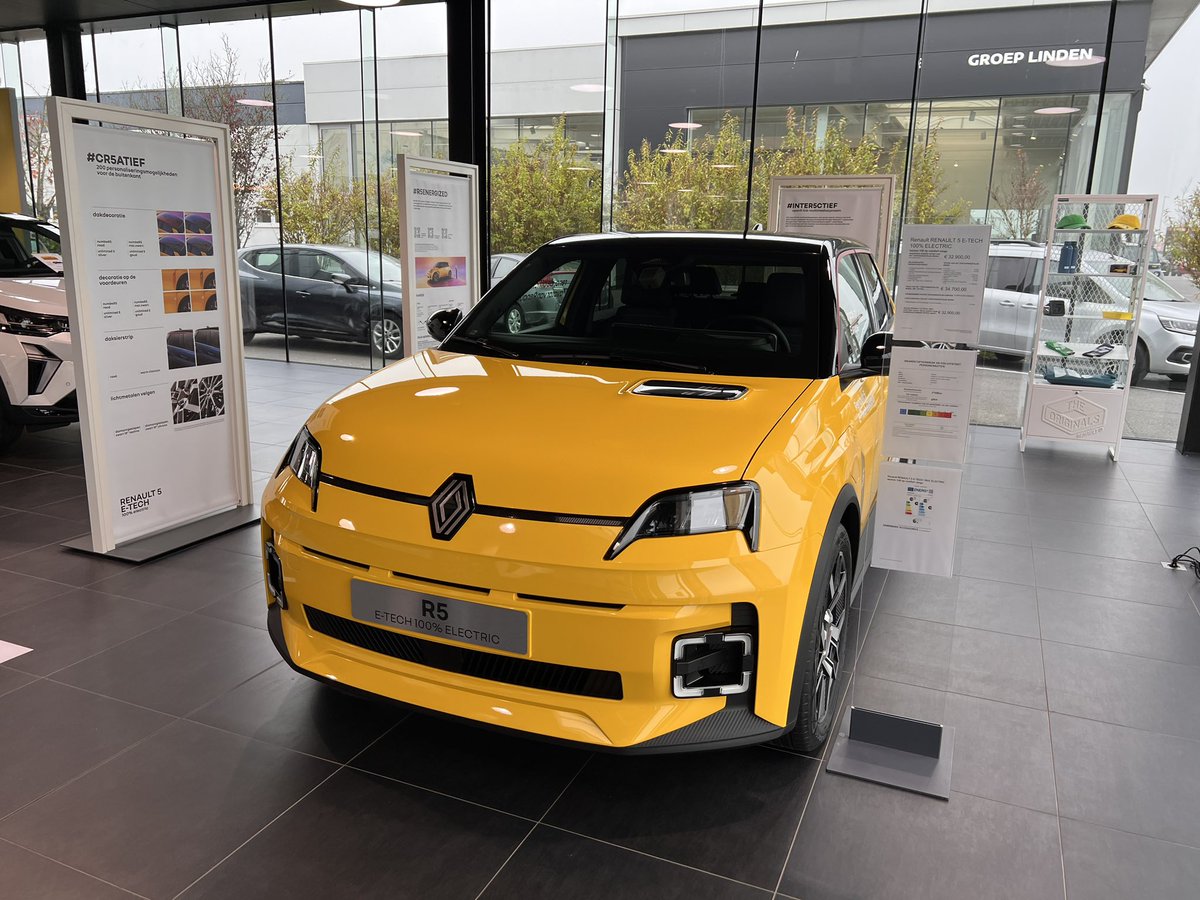 Could not resist to test this one out. And yes it feels good to drive with it ^^