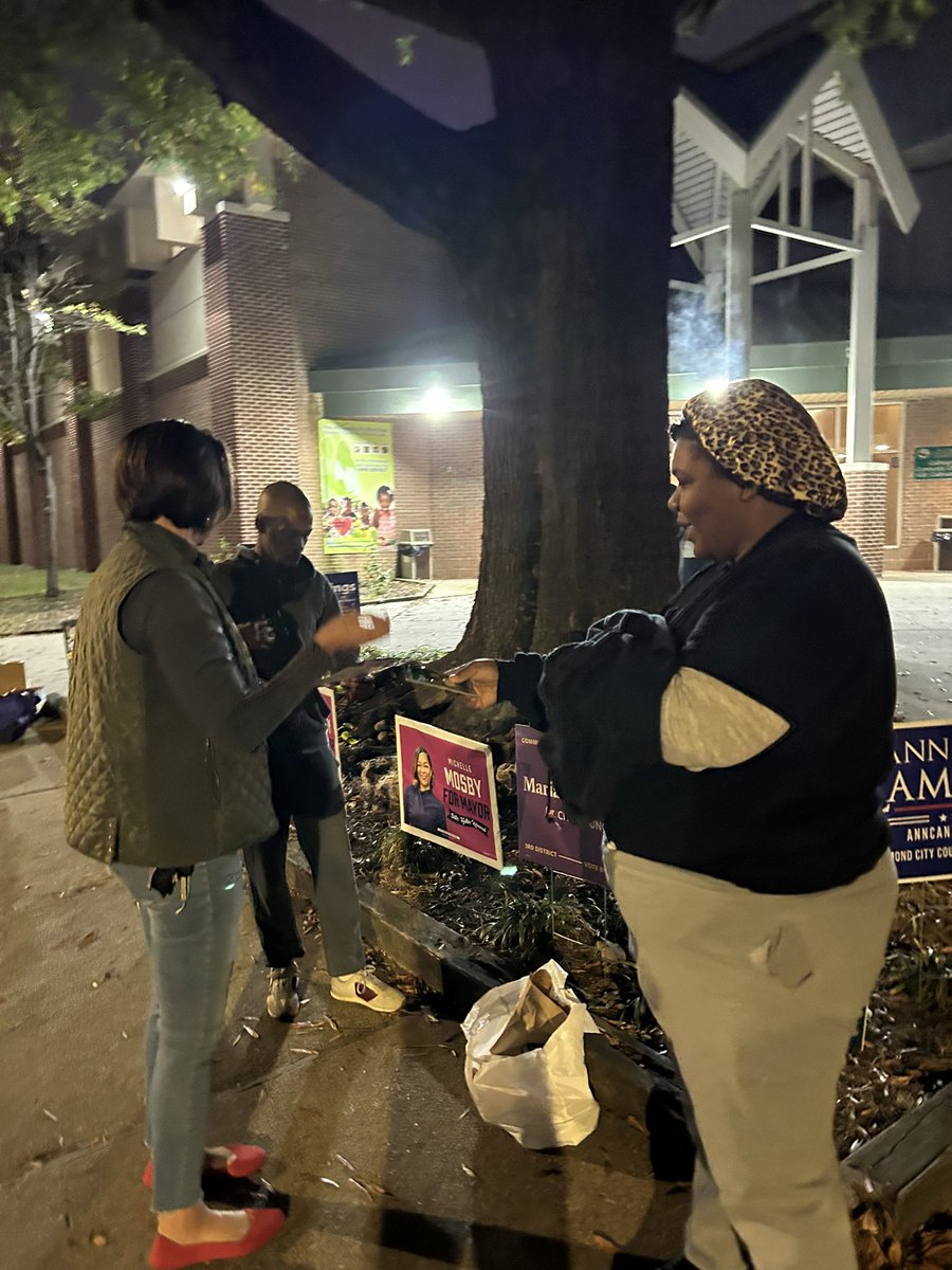 Maria Carra Rose tweet media