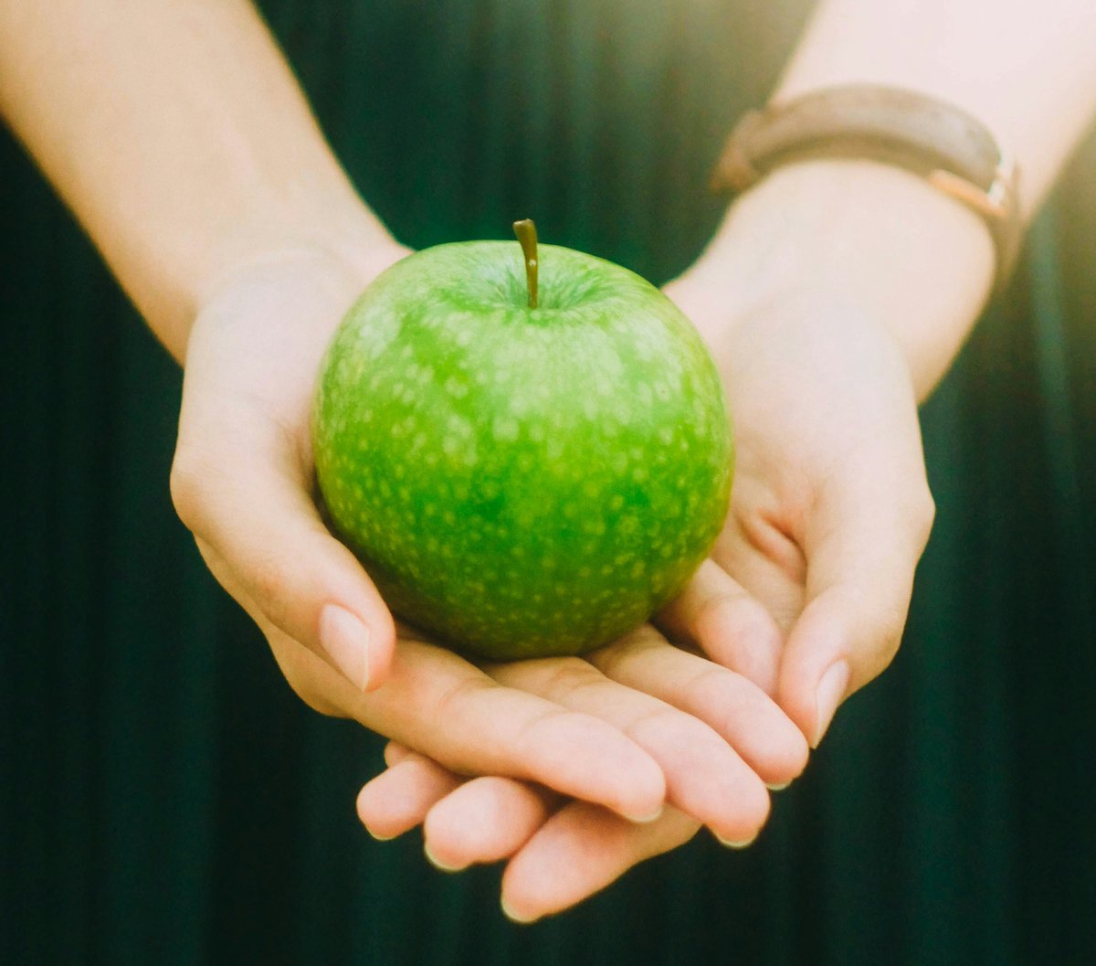 📢NUOVO POST!!🌱 Donne e ambiente: l’economia circolare può creare fino a 1 milione di posti di lavoro entro il 2030! Quanti saranno per le donne? E quale contributo danno scienziate e imprenditrici alla sostenibilità? Vediamolo qui👇👇ladynomics.it/donne-ed-econo…