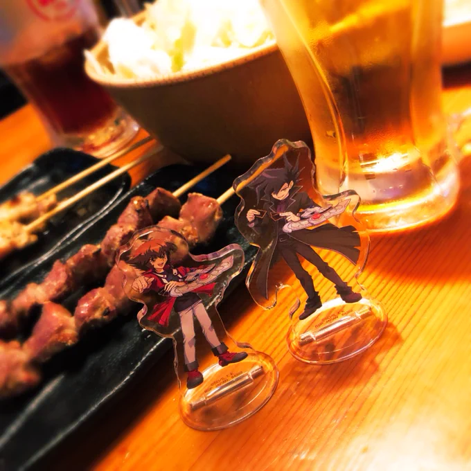 遊戯王GXカフェ後半分行ったり飲んだりして遊んだ話してたらあっという間に終電時間になってた楽しいと時間が経つの早過ぎる~ 