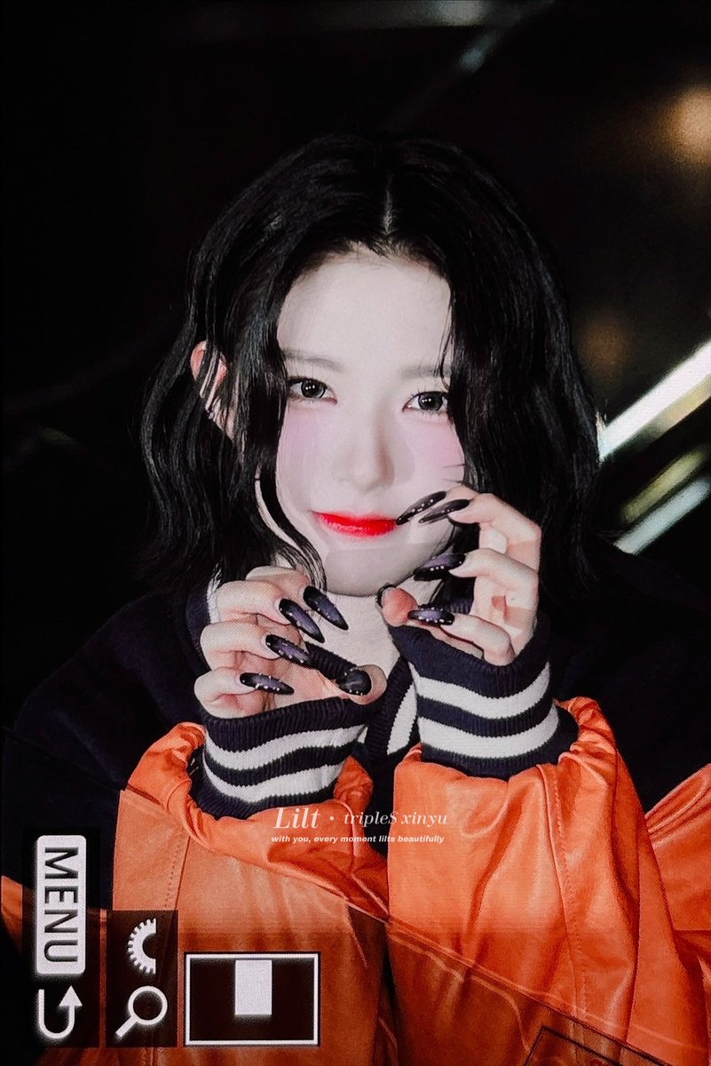 241105 1위 축하해 🥰🥰🥰🎉🎉
#신위 #XINYU #周心语
#tripleS #트리플에스 #シンウィー
