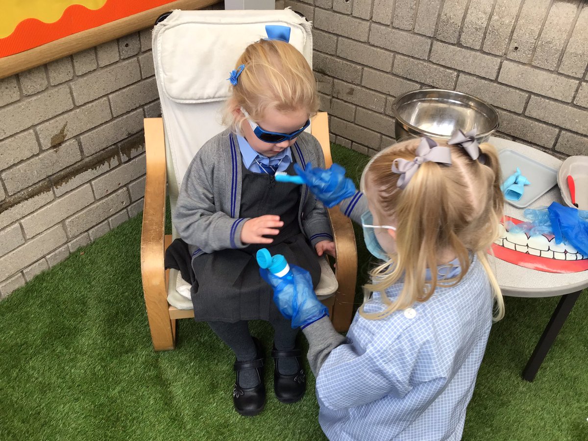 StJBoscoRec's tweet photo. Bosco dentist open for patients in reception. 🦷 https://t.co/tR6dN6OZiq
